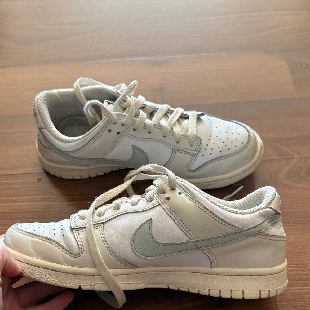 Nike Kids Cream and Gray Sneakers